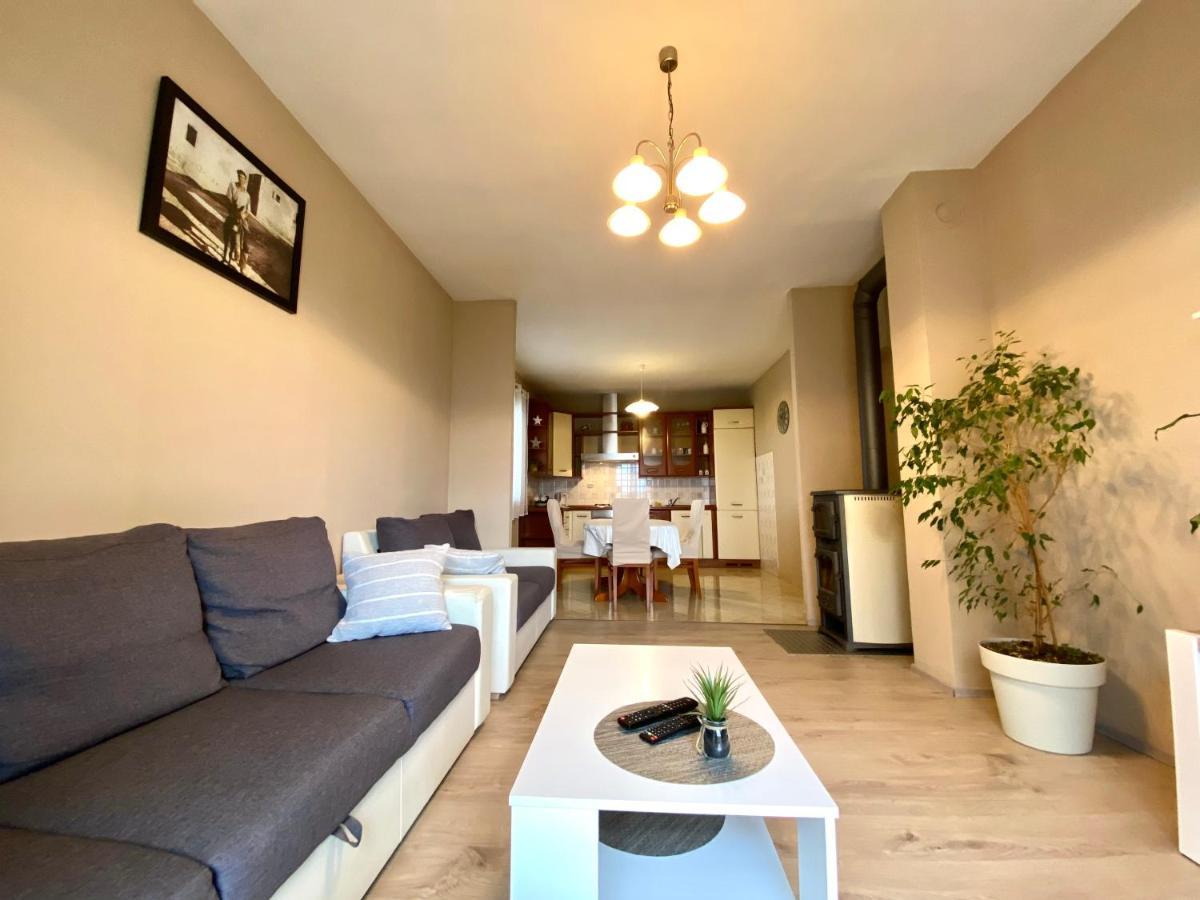 Apartment Marcella 1 Ljubač Extérieur photo